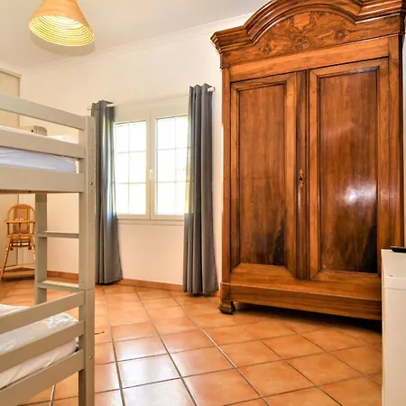 Holiday home Beautiful In Bellegarde (Gard)