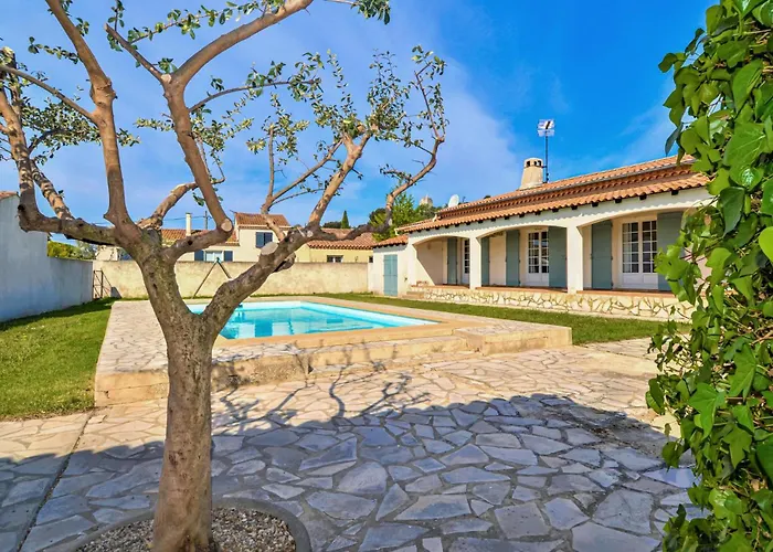 Дом отдыха 4 Bedroom Lovely In Бельгард