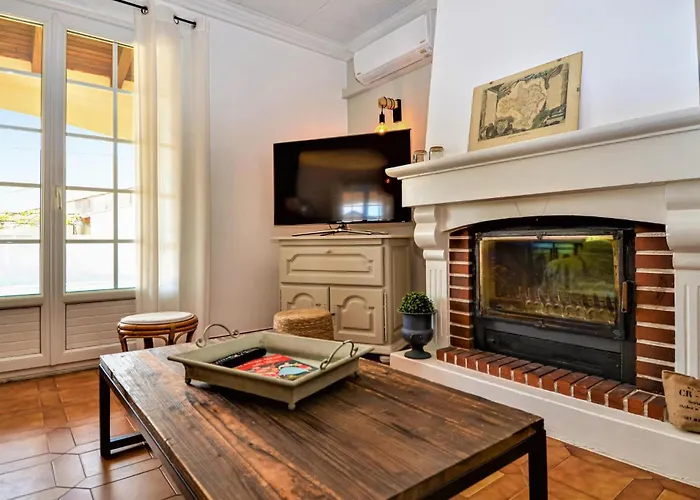 4 Bedroom Lovely In